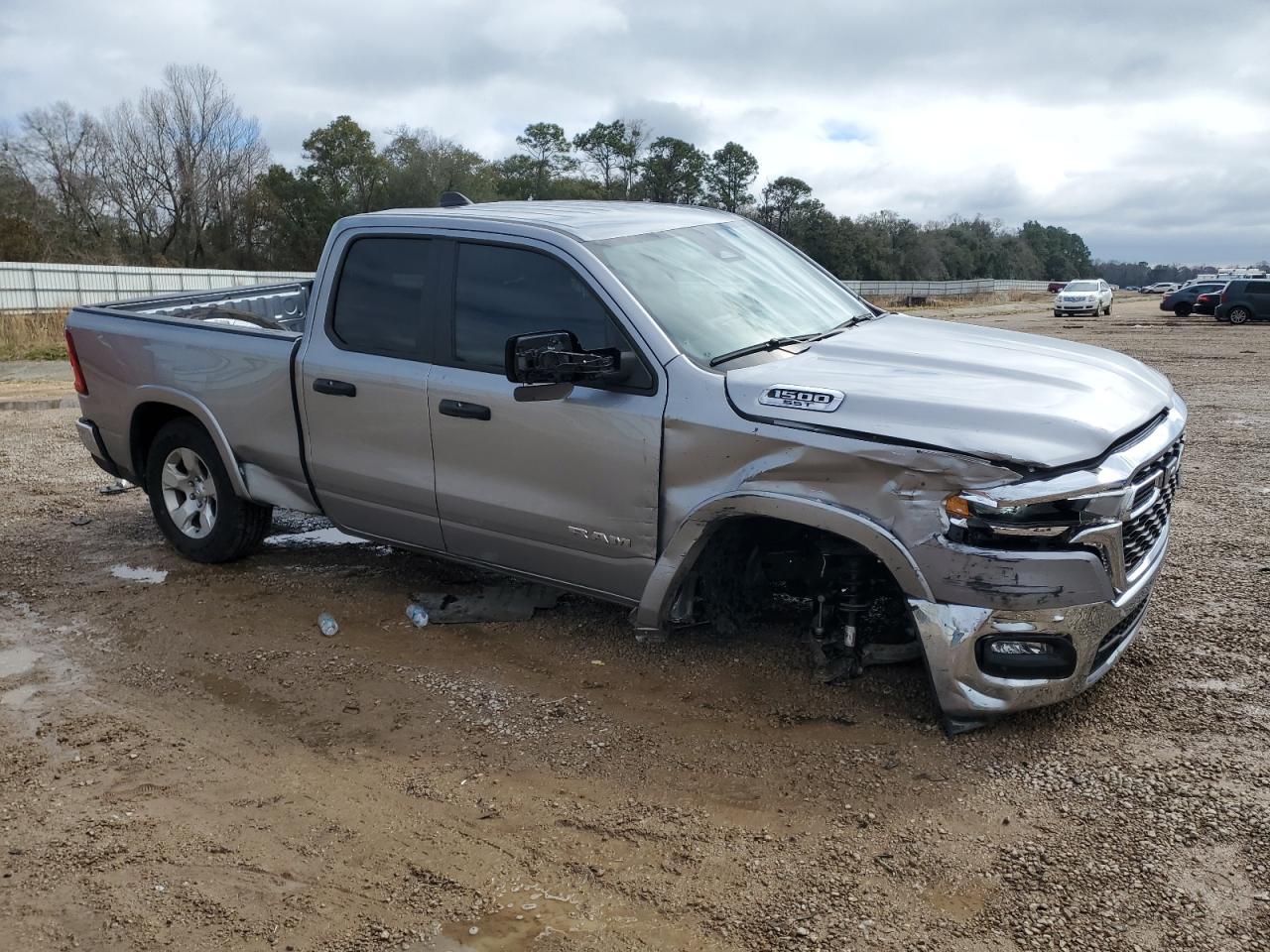 2025 Ram 1500 VIN 1C6SRFBP5SN510529 photo 4