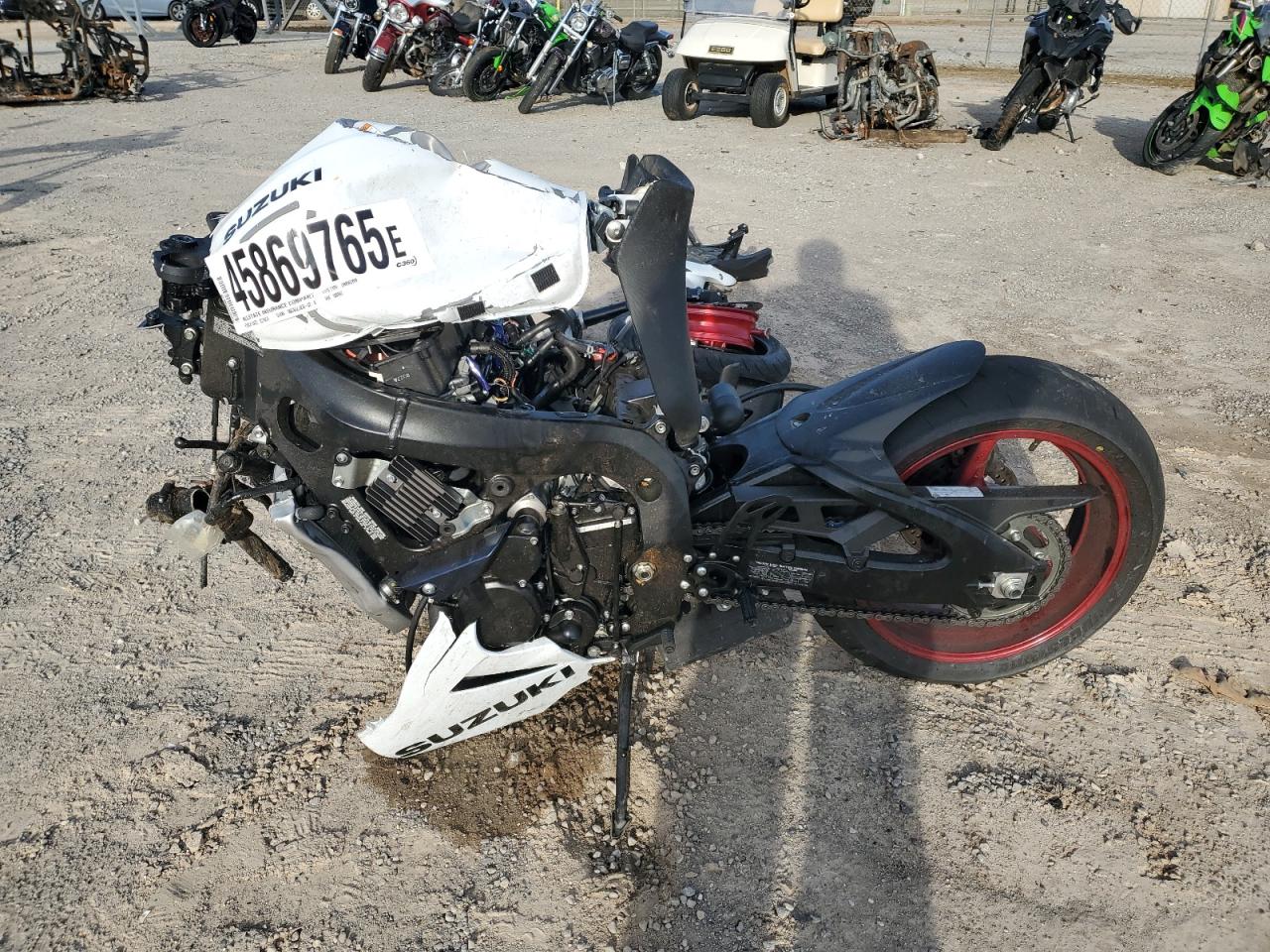 2025 SUZUKI Gsxr600 VIN JS1GN7FA7S7100867 photo 3
