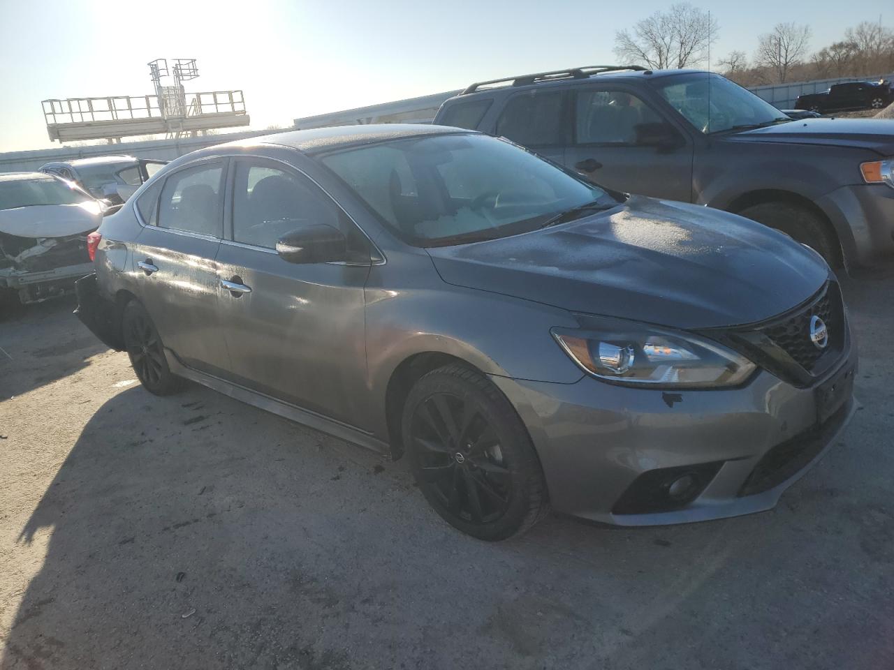 2018 Niss Sentra VIN 3N1AB7AP4JY283788 photo 4