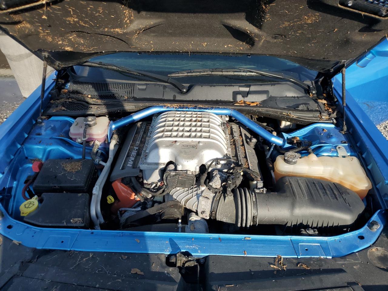 2016 Dodge Challenger VIN 2C3CDZC90GH137210 photo 11