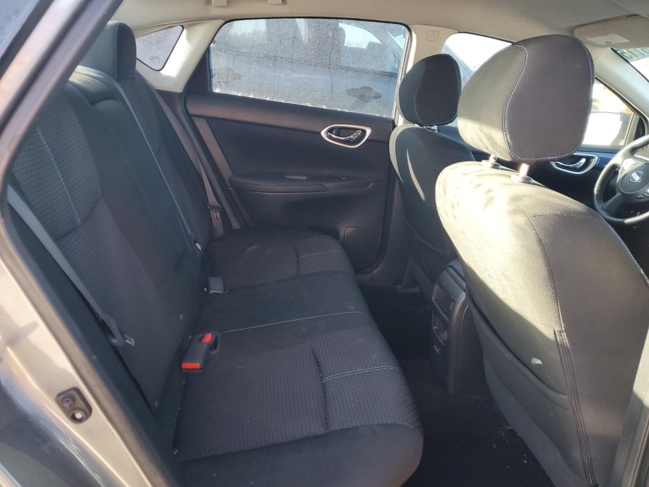 2018 Niss Sentra VIN 3N1AB7AP4JY283788 photo 10