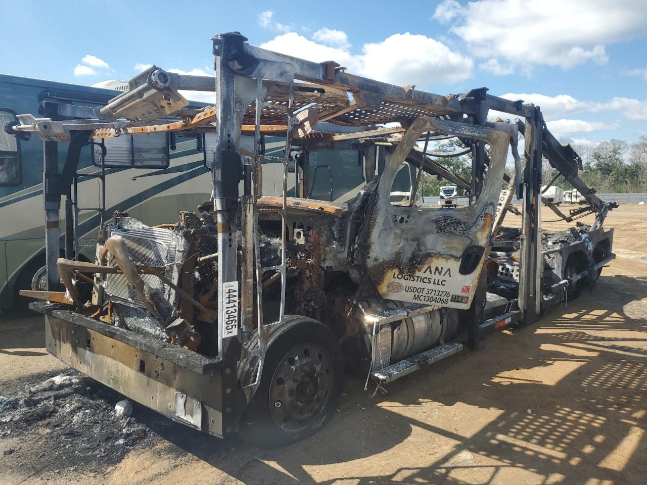 2022 FREIGHTLINER 114sd VIN 1FVHG3DV1NHNM7913 photo 2