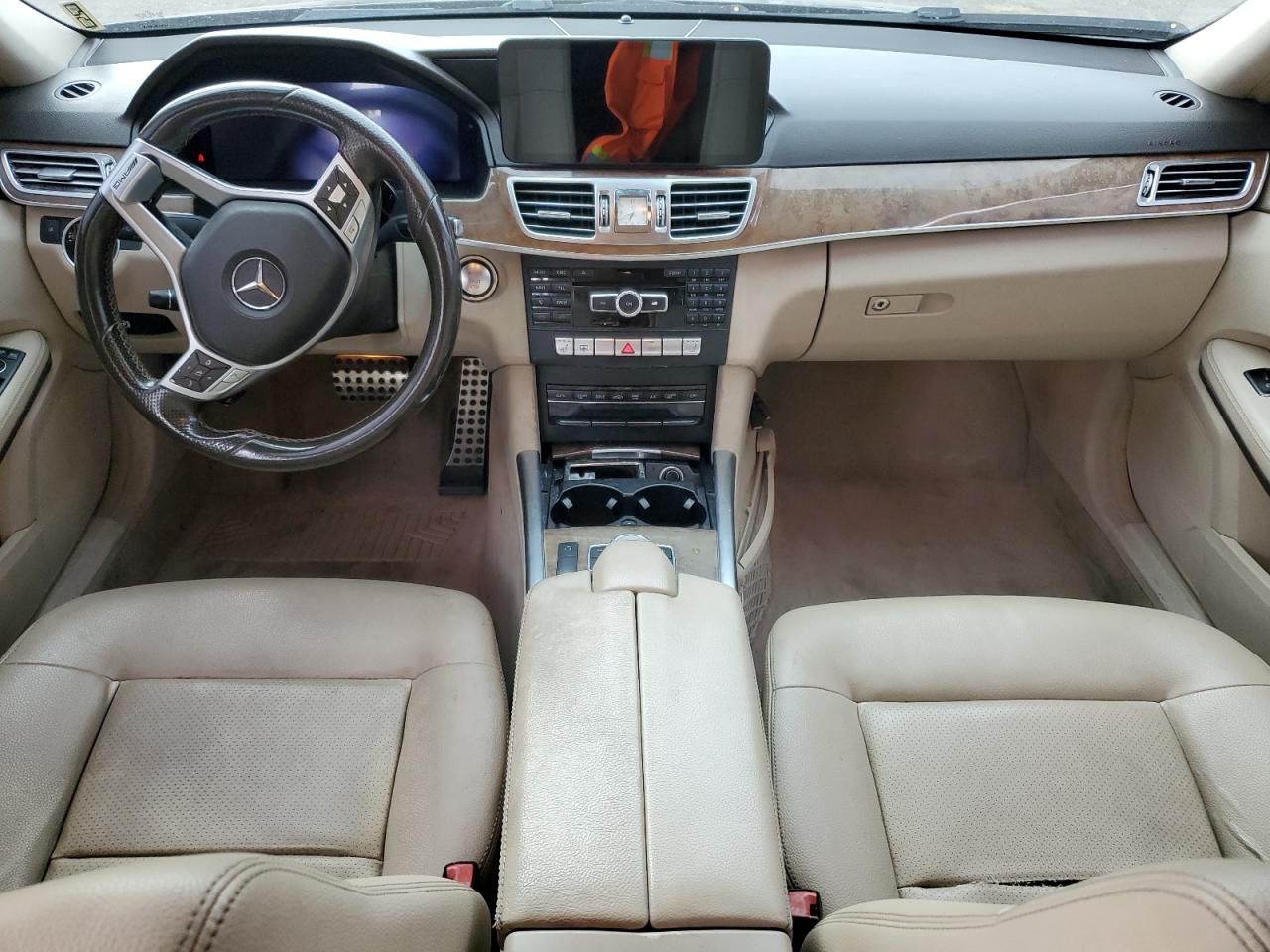 2015 Mercedes-Benz E-class VIN WDDHF8JBXFB114218 photo 8