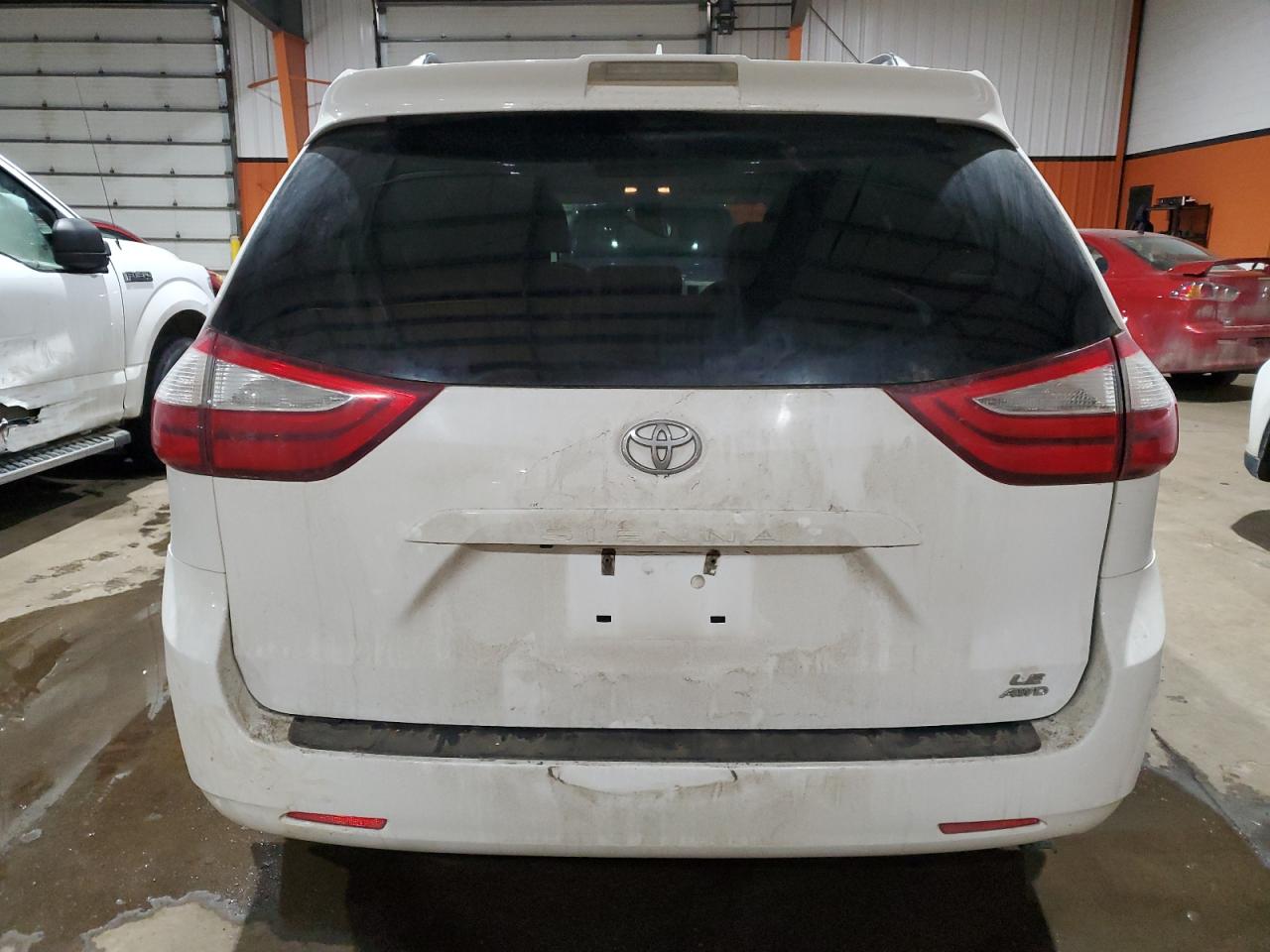 2019 TOYOTA Sienna le VIN 5TDJZ3DC4KS215557 photo 6