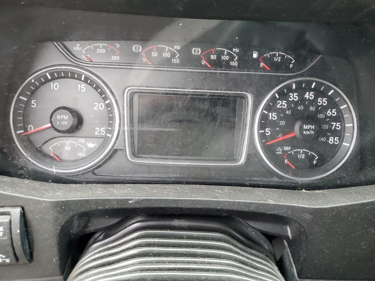 2019 International All models VIN 3HSDZTZR4KN121545 photo 8