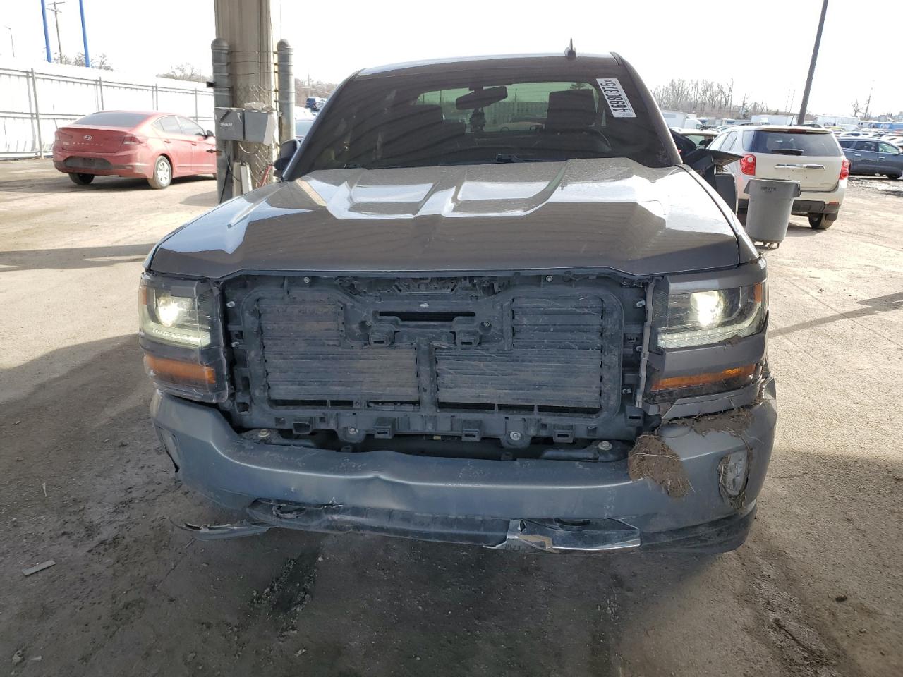 2017 Chevrolet All models VIN 3GCUKREC5HG184720 photo 5