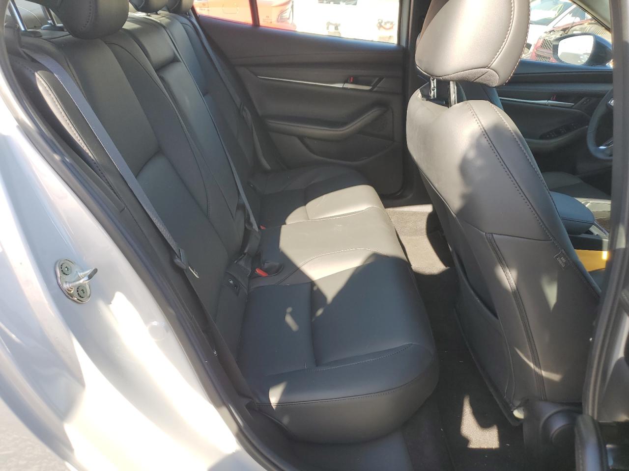 2024 Mazda 3 select s VIN 3MZBPABM6RM416989 photo 10