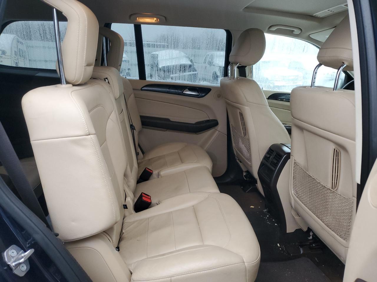 2018 Mercedes-Benz Gls-class VIN 4JGDF6EE1JB049944 photo 11