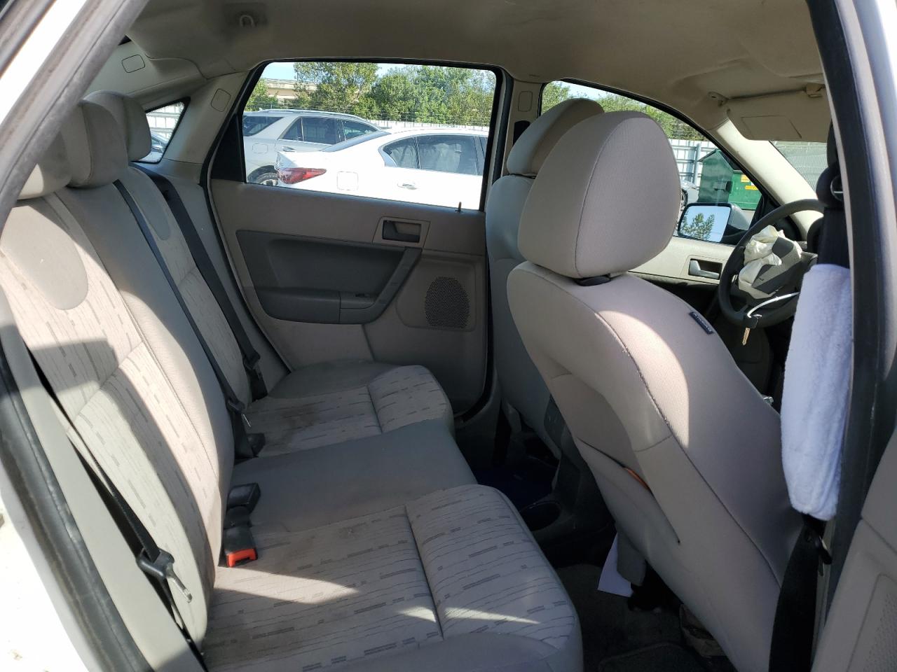 2009 FORD Focus VIN 1FAHP35N79W195034 photo 10