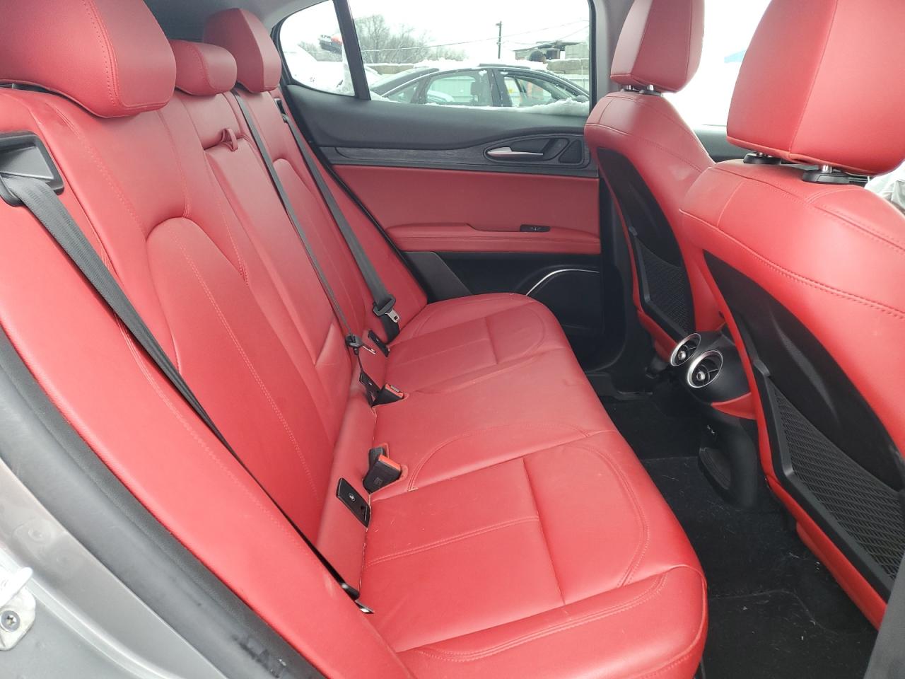2021 Alfa Stelvio VIN ZASPAKAN4M7D18791 photo 11