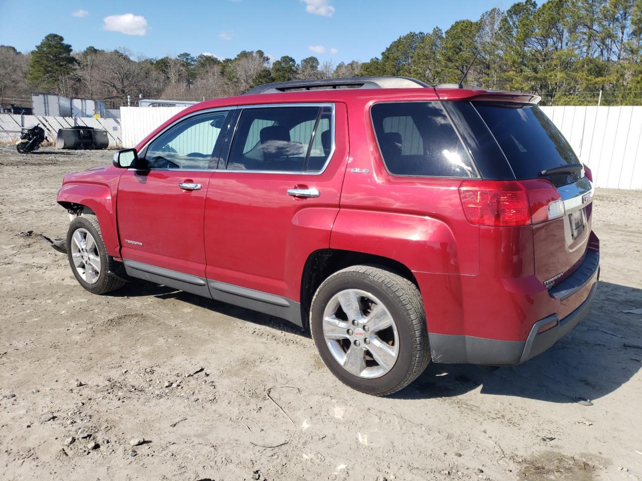 2015 GMC Terrain VIN 2GKALREK7F6178499 photo 2