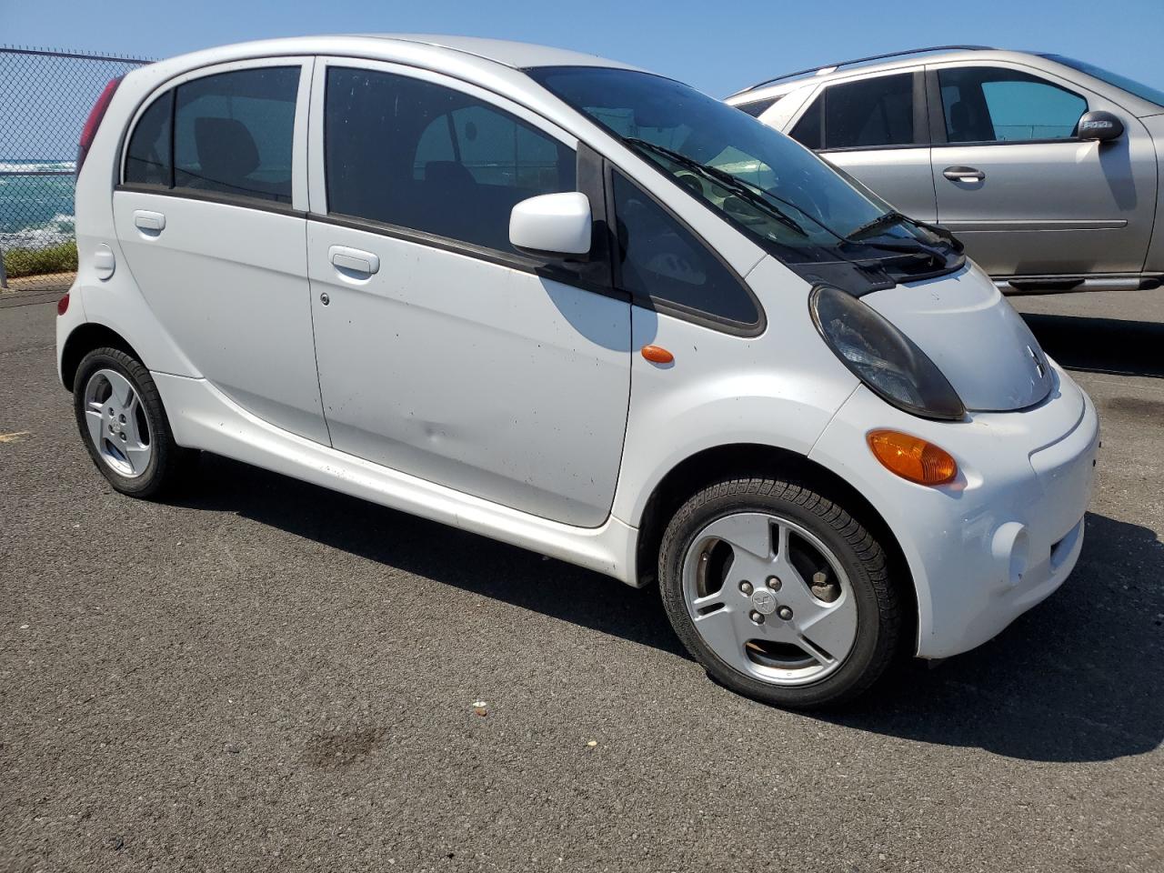 2012 MITSUBISHI All other VIN JA3215H17CU008589 photo 4