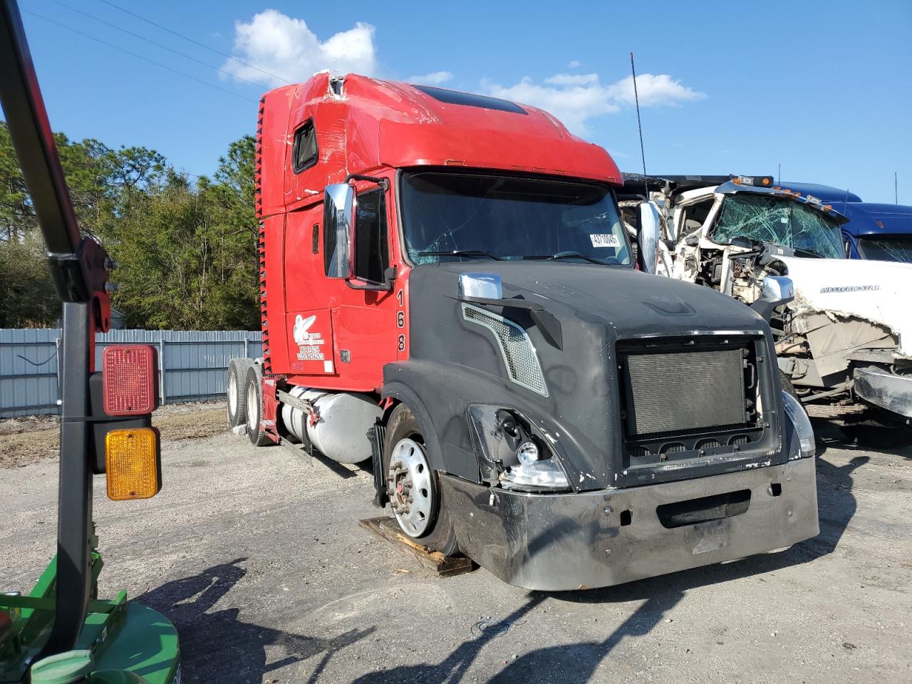 2006 VOLVO Vn VIN 4V4NC9GH46N437528 photo 1