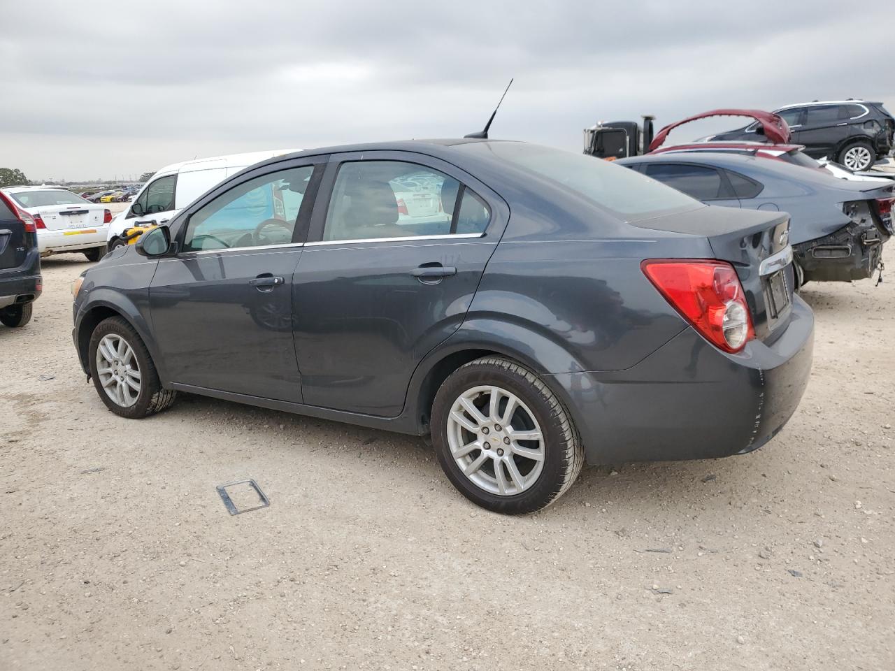 2012 Chevrolet SONIC VIN 1G1JC5SH9C4174313 photo 2
