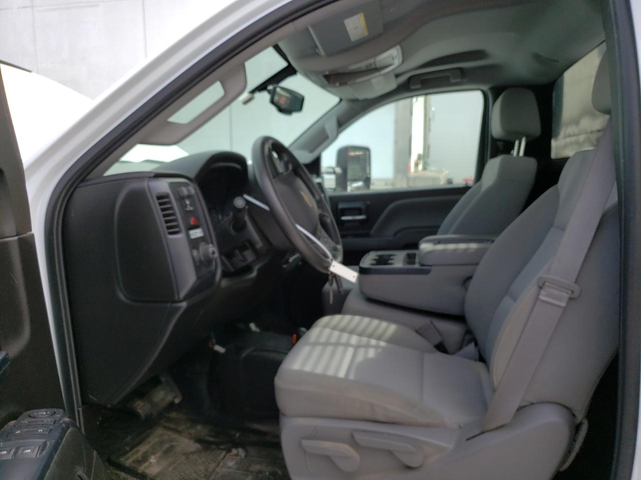2016 Chevrolet All models VIN 1GB3KYCG8GZ384215 photo 7