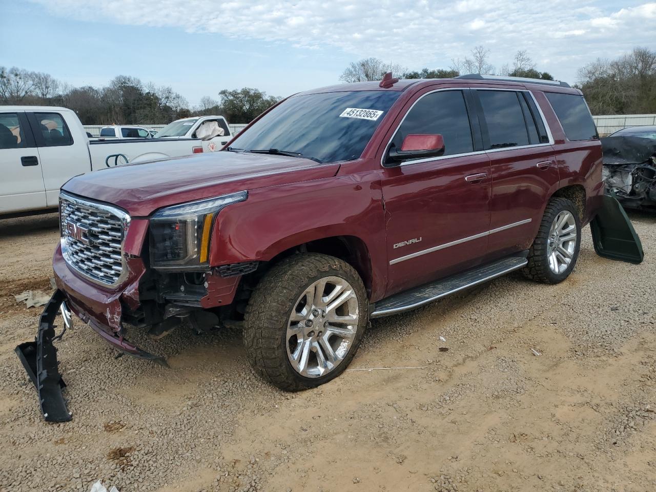 2018 GMC Yukon VIN 1GKS2CKJ8JR212060 photo 1
