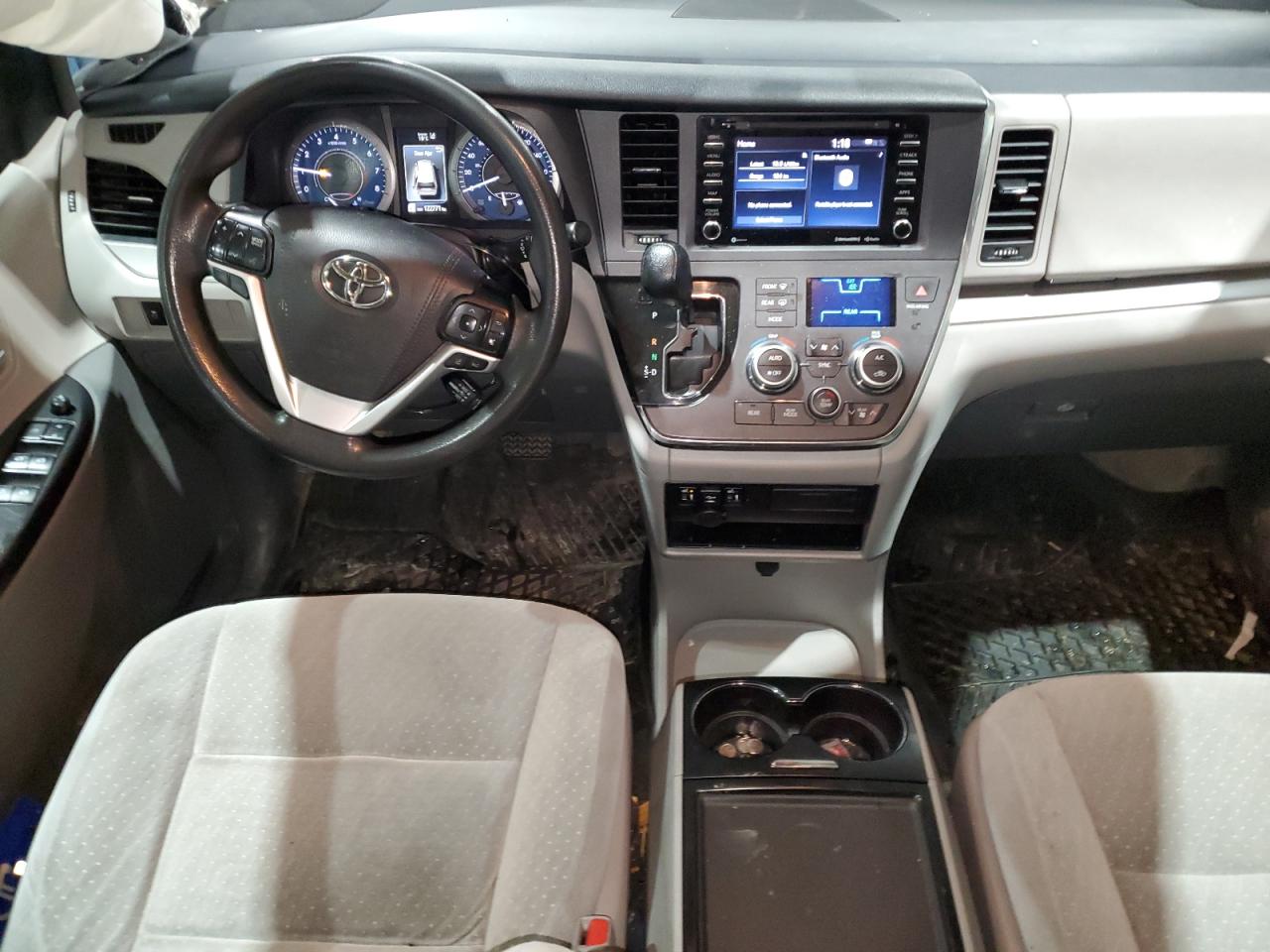 2019 TOYOTA Sienna le VIN 5TDJZ3DC4KS215557 photo 8