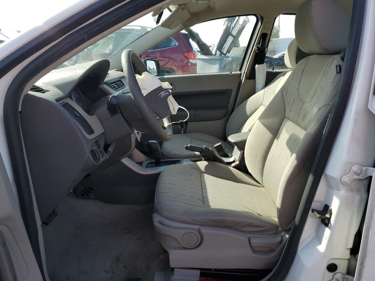 2009 FORD Focus VIN 1FAHP35N79W195034 photo 7