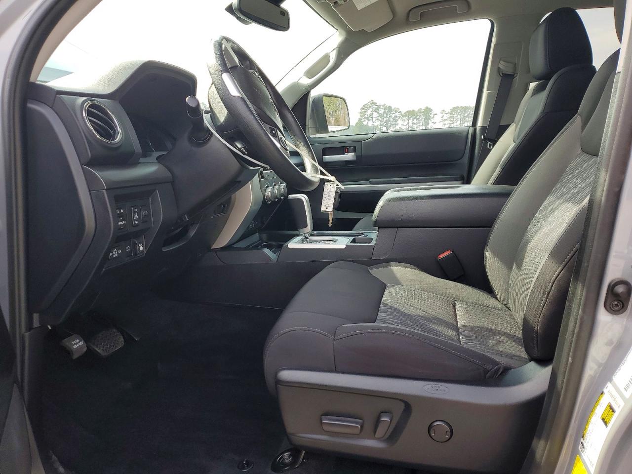 2021 Toyota Tundra VIN 5TFEY5F11MX298101 photo 7