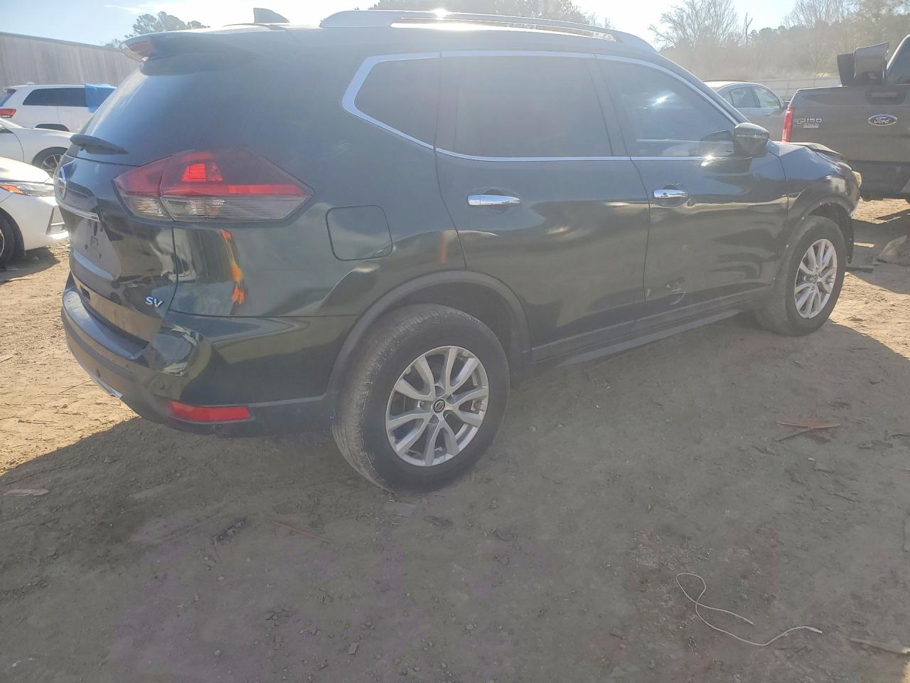 2019 NISS Rogue VIN 5N1AT2MT3KC780410 photo 3