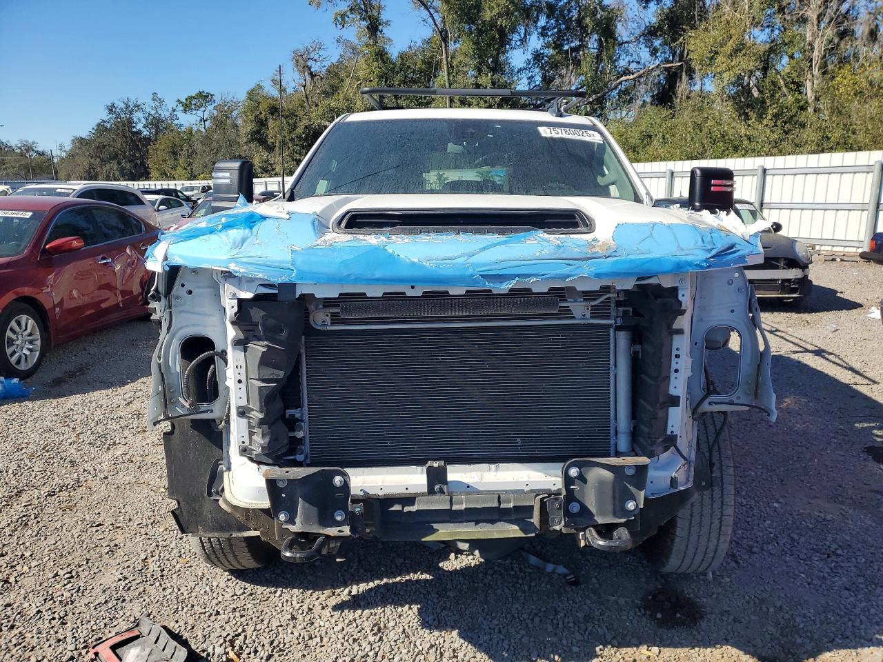 2024 Chevy Silverado VIN 1GC4WLE74RF260547 photo 5