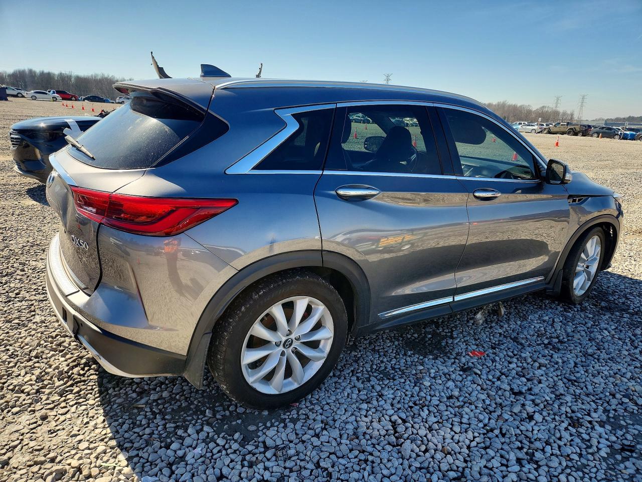 2019 Infiniti Qx50 VIN 3PCAJ5M19KF125679 photo 3