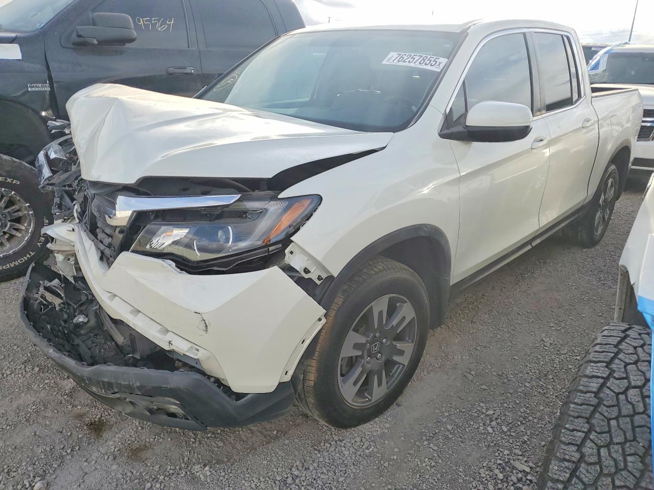 2017 HONDA Ridgeline VIN 5FPYK3F55HB005765 photo 1