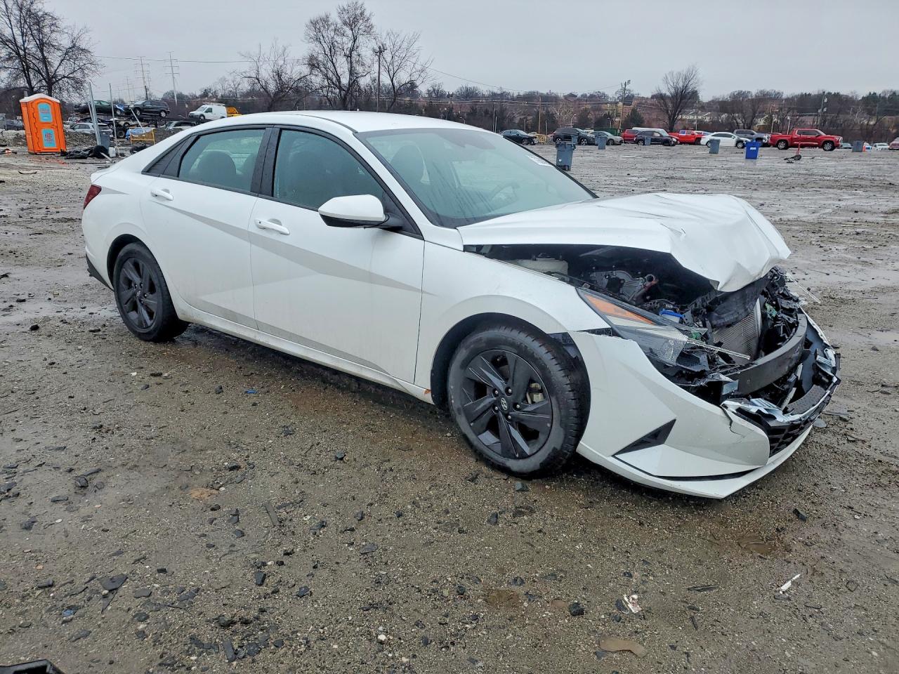 2022 Hyundai Elantra VIN 5NPLS4AG5NH068136 photo 4