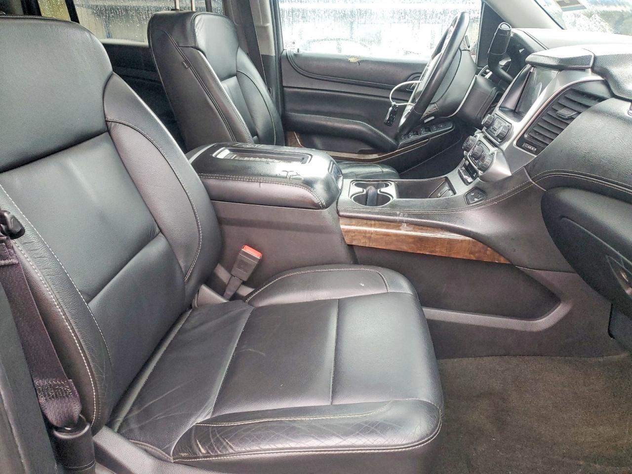 2016 CHEV Suburban VIN 1GNSKHKC0GR146145 photo 5