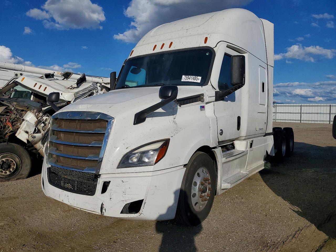 2022 FREIGHTLINER All other VIN 3AKJHHDR4NSNB4078 photo 2