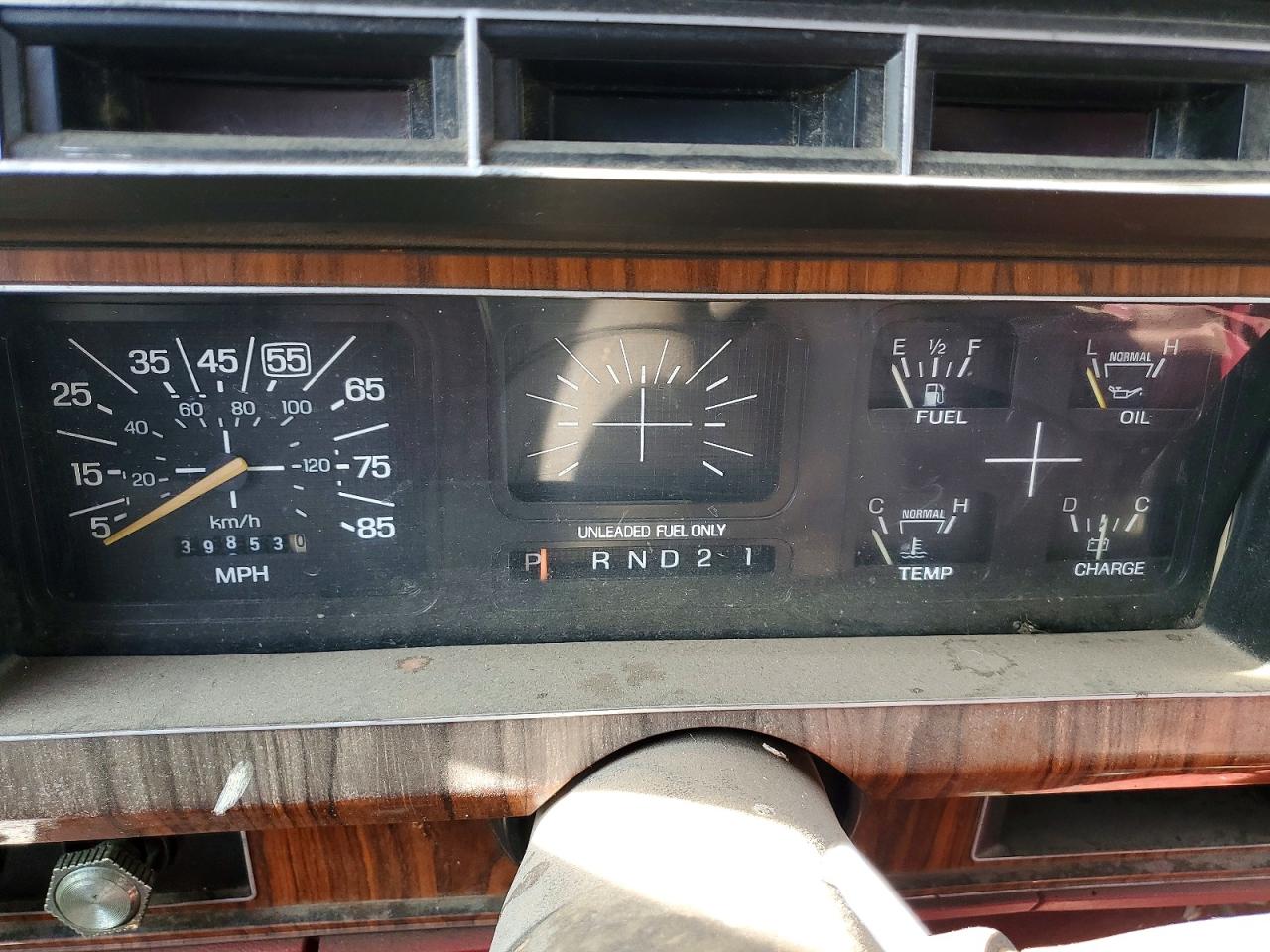 1982 Ford Bronco VIN 1FMEU15F5CLA01592 photo 9