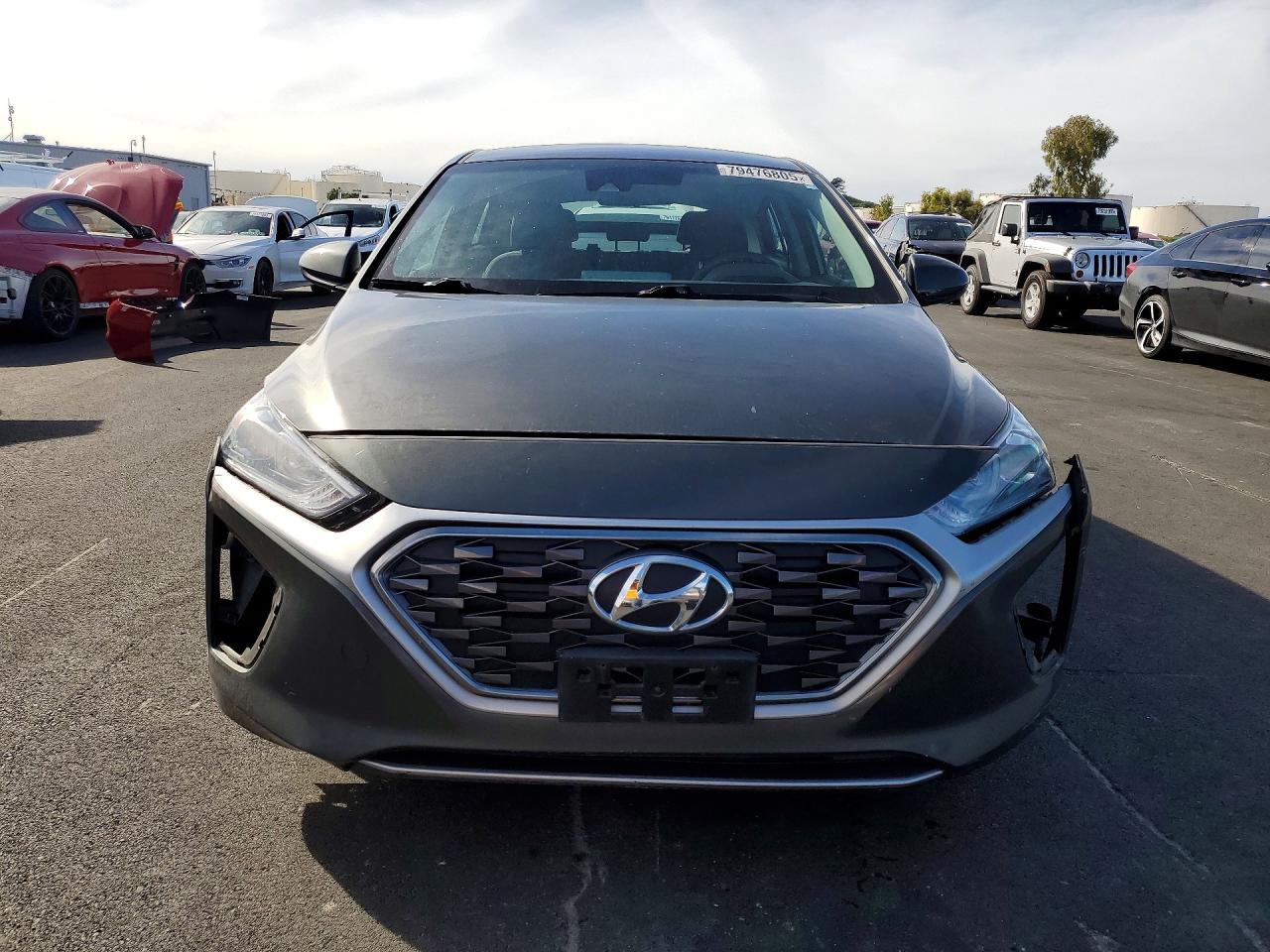 2022 Hyundai Ioniq VIN KMHC65LC4NU271704 photo 5