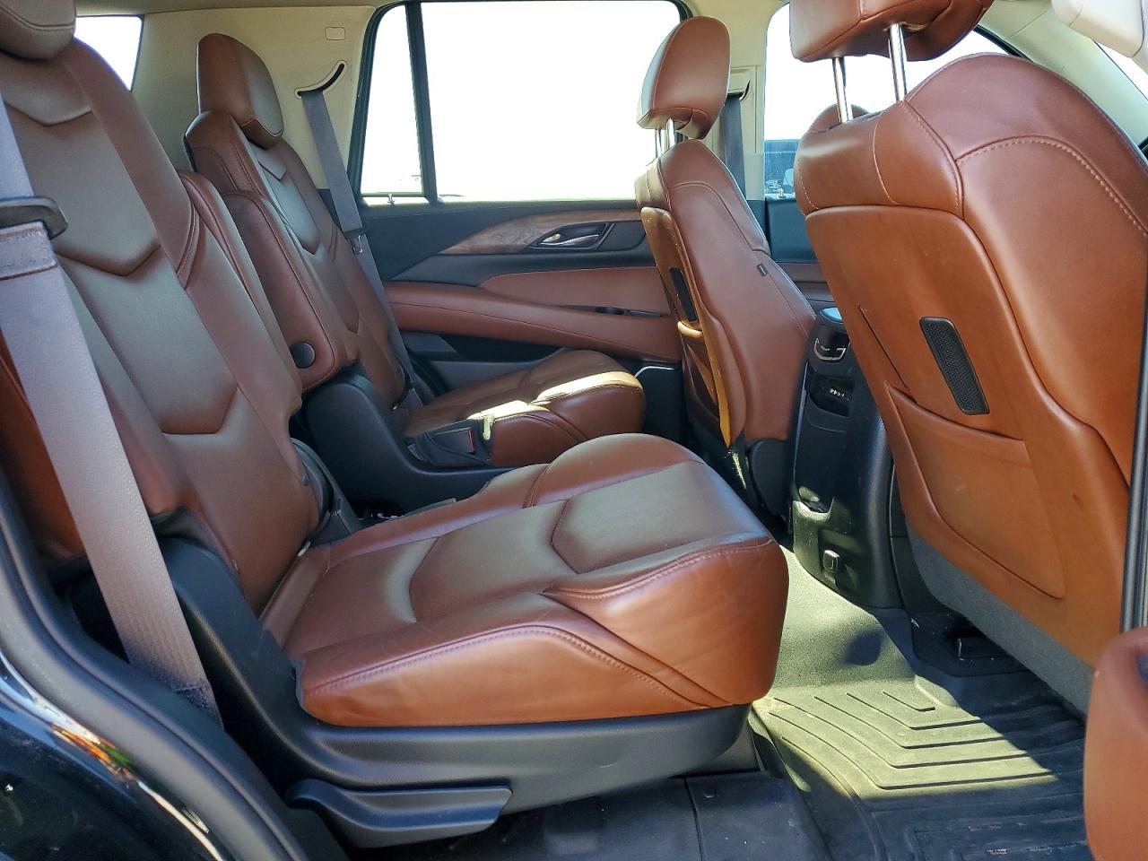 2015 Cadillac Escalade VIN 1GYS4MKJ9FR554999 photo 11
