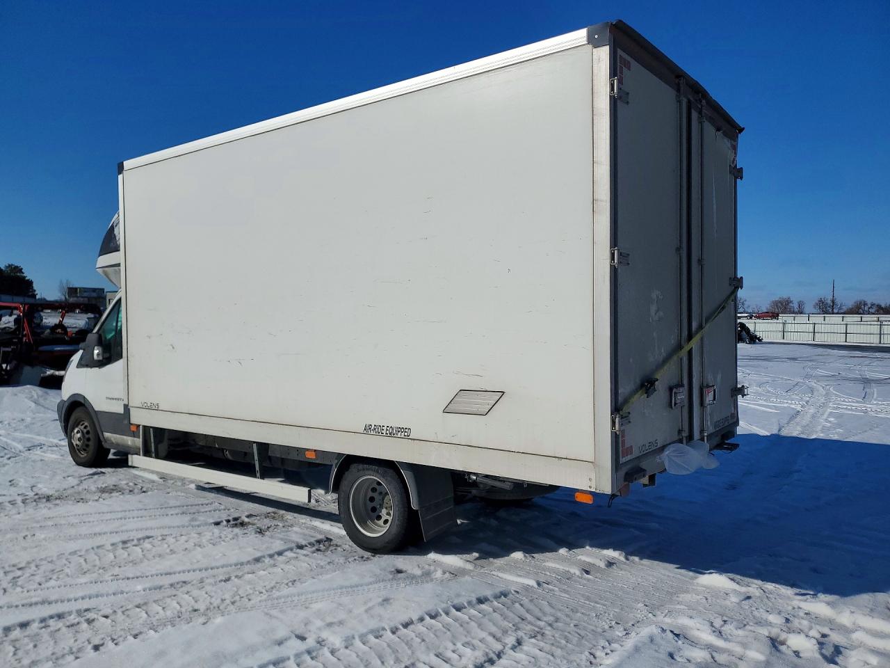 2024 Ford Transit VIN 1FDBF6Z8XRKA01673 photo 2