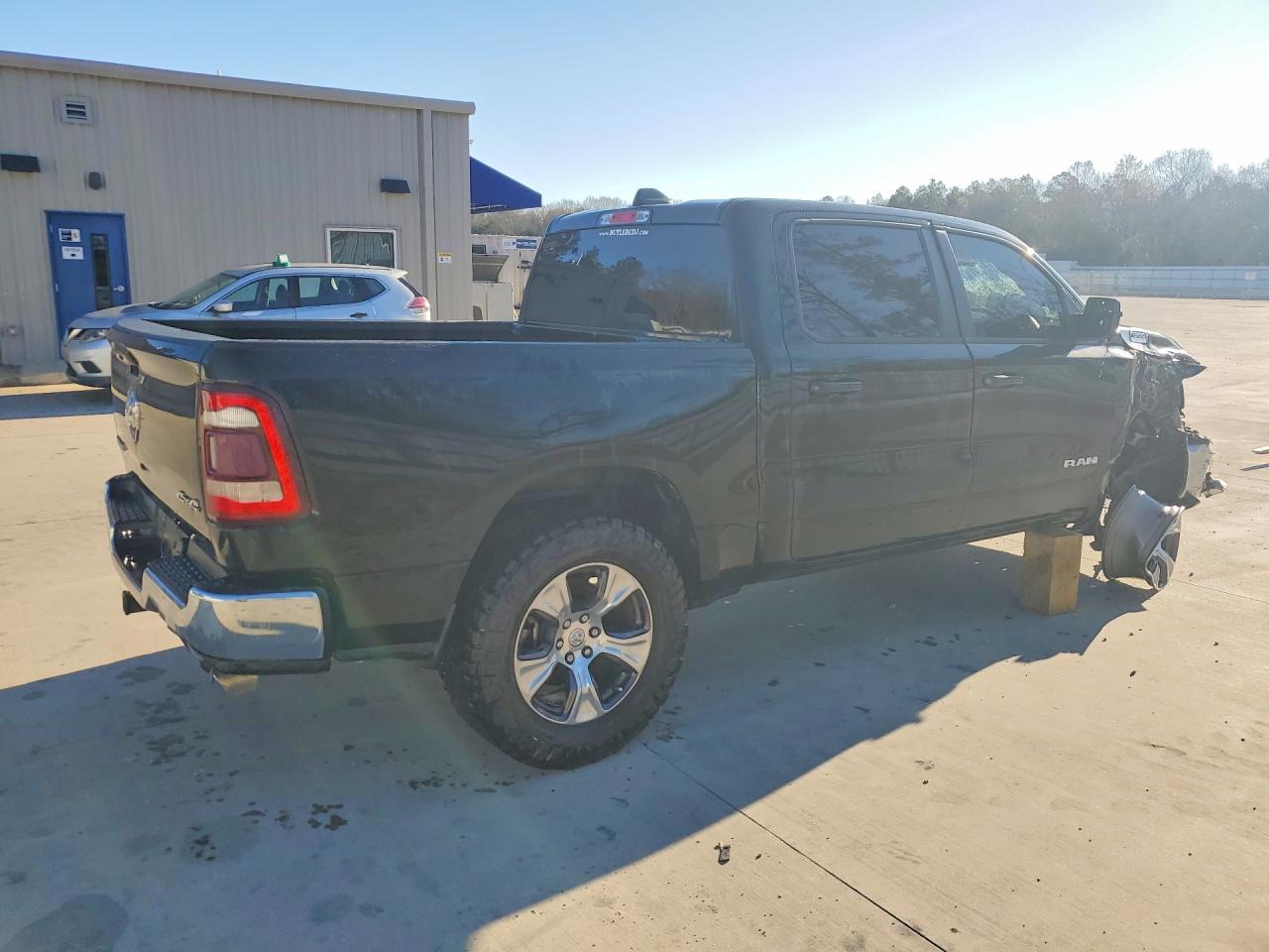 2024 RAM 1500 VIN 1C6SRFJT3RN178678 photo 3