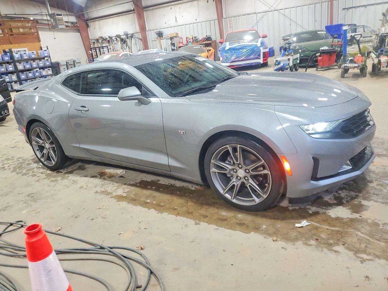 2024 Chevrolet Camaro VIN 1G1FB1RS7R0123041 photo 4