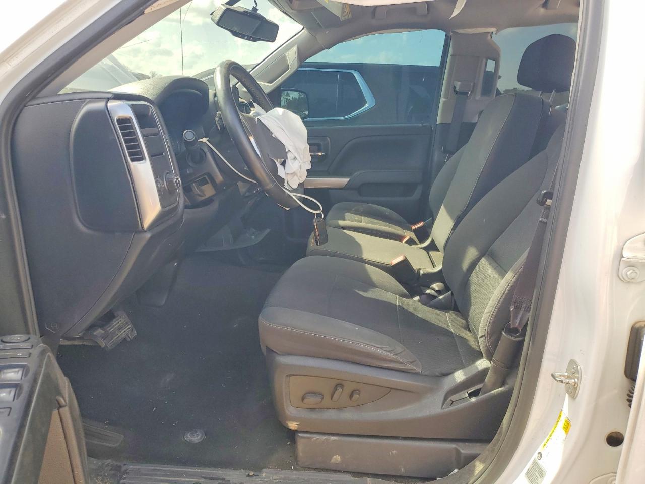 2017 Chevrolet All models VIN 3GCPCREC3HG407492 photo 7