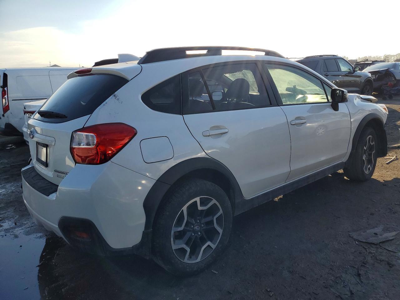 2016 Subaru Crosstrek VIN JF2GPAKC1GH200664 photo 3