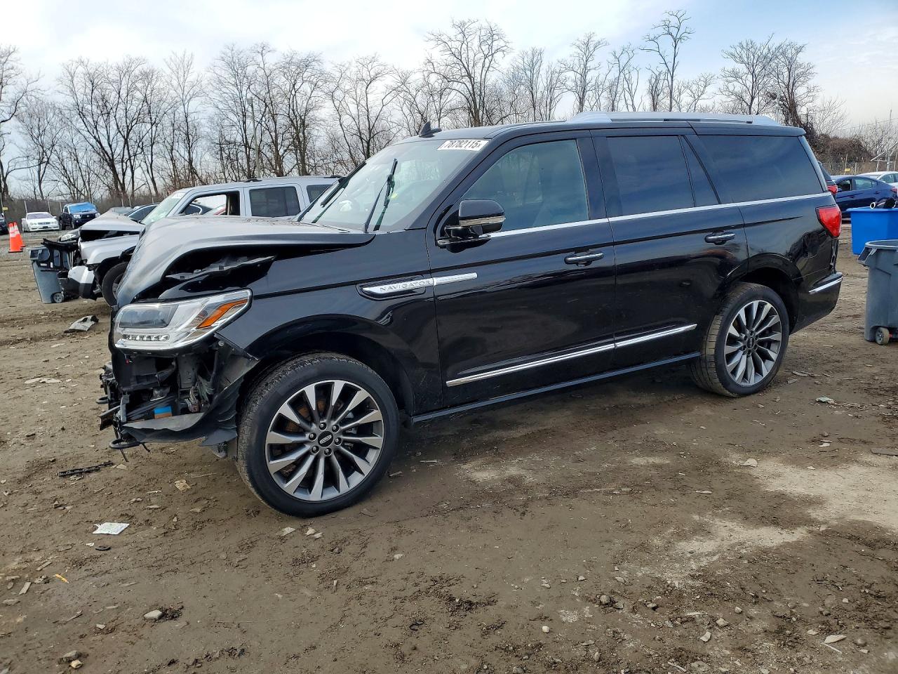 2021 Lincoln Navigator VIN 5LMJJ2LT9MEL18770 photo 1