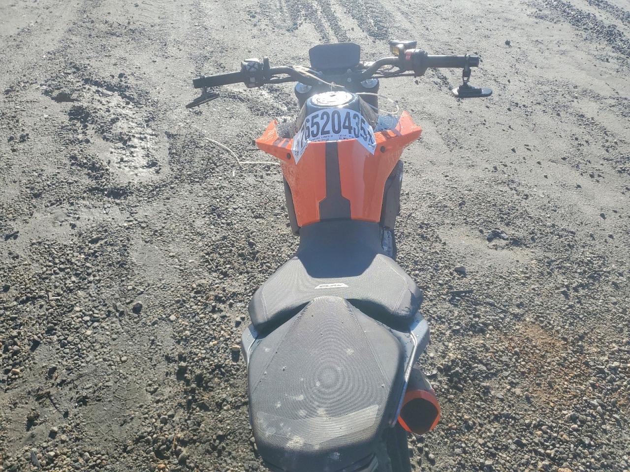 2023 Ktm 790 duke VIN LCETU7408PH700364 photo 6