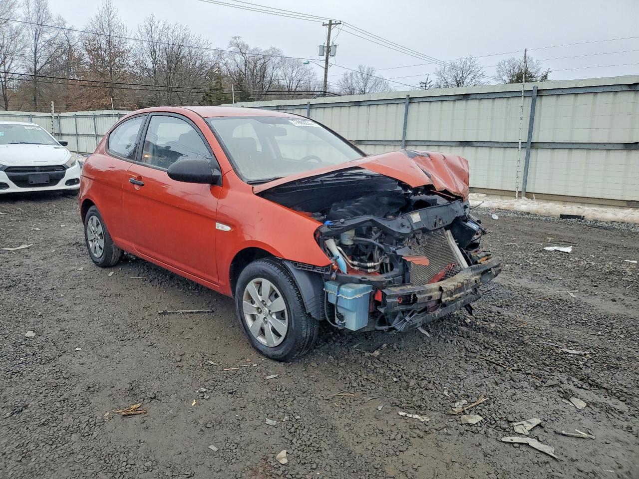 2009 Hyundai Accent VIN KMHCM36C09U120161 photo 4