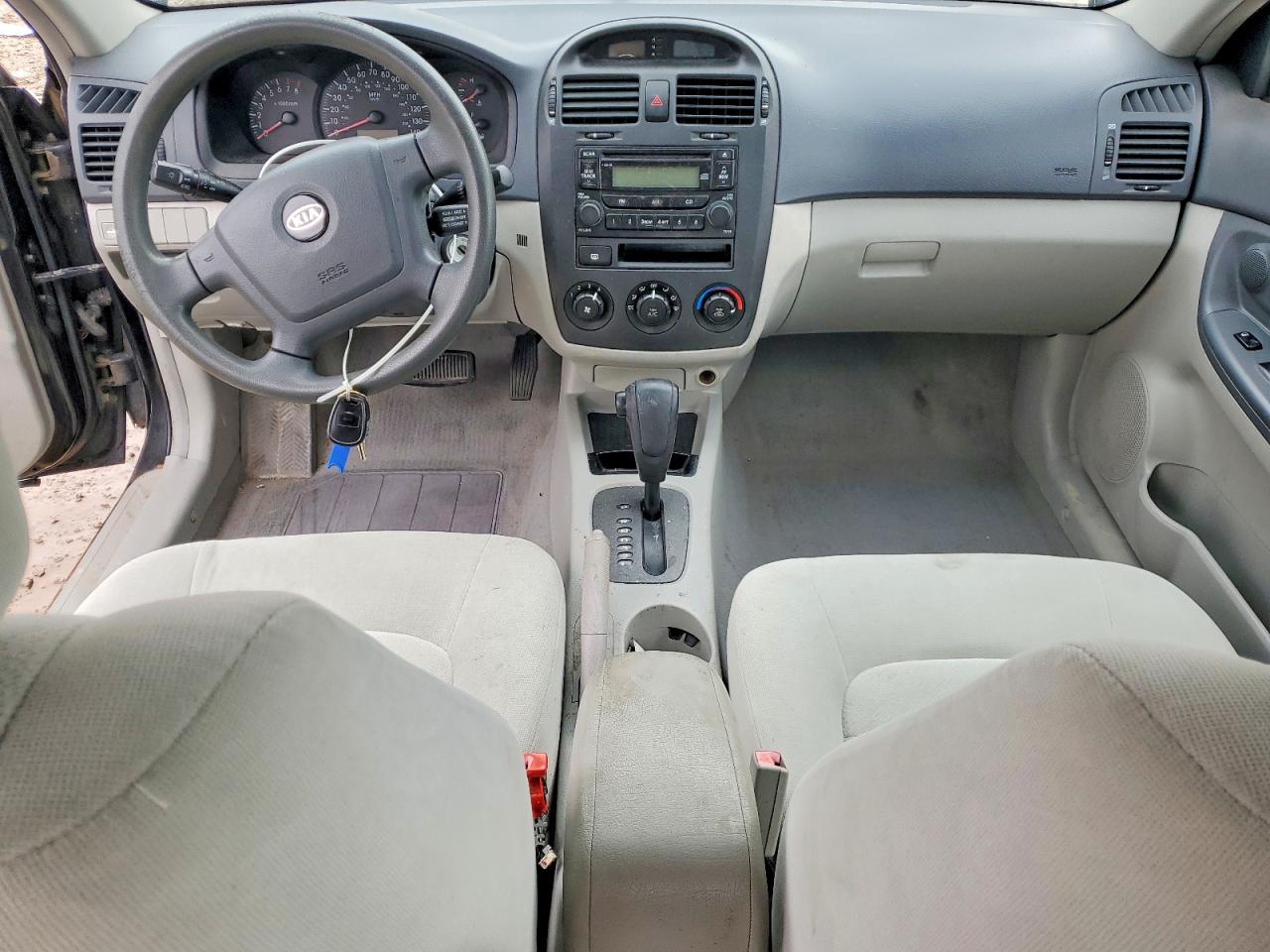 2005 Kia Spectra VIN KNAFE121755101261 photo 8