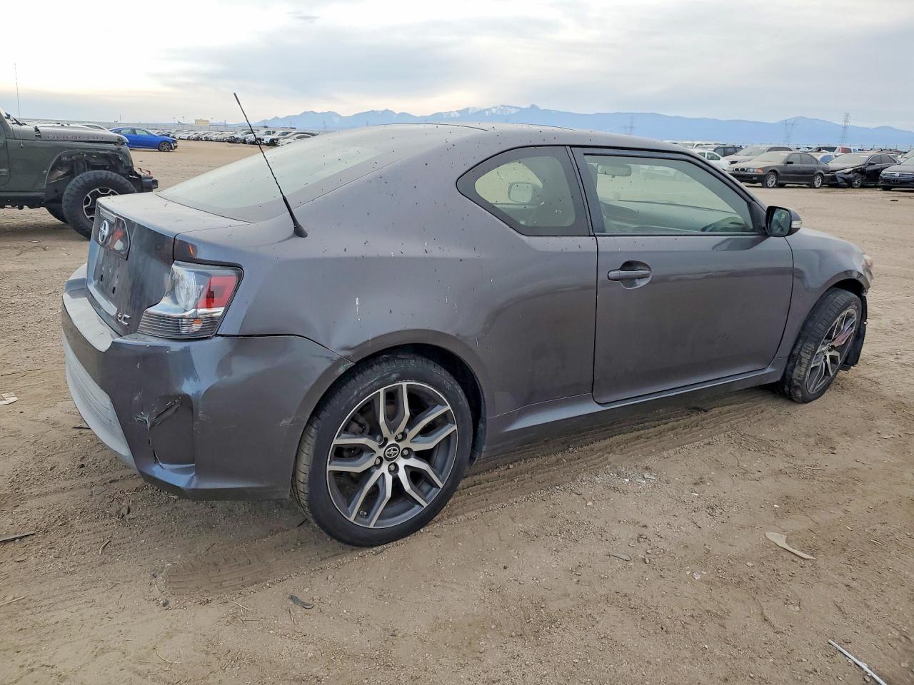 2015 Toyota Scion VIN JTKJF5C76FJ010648 photo 3