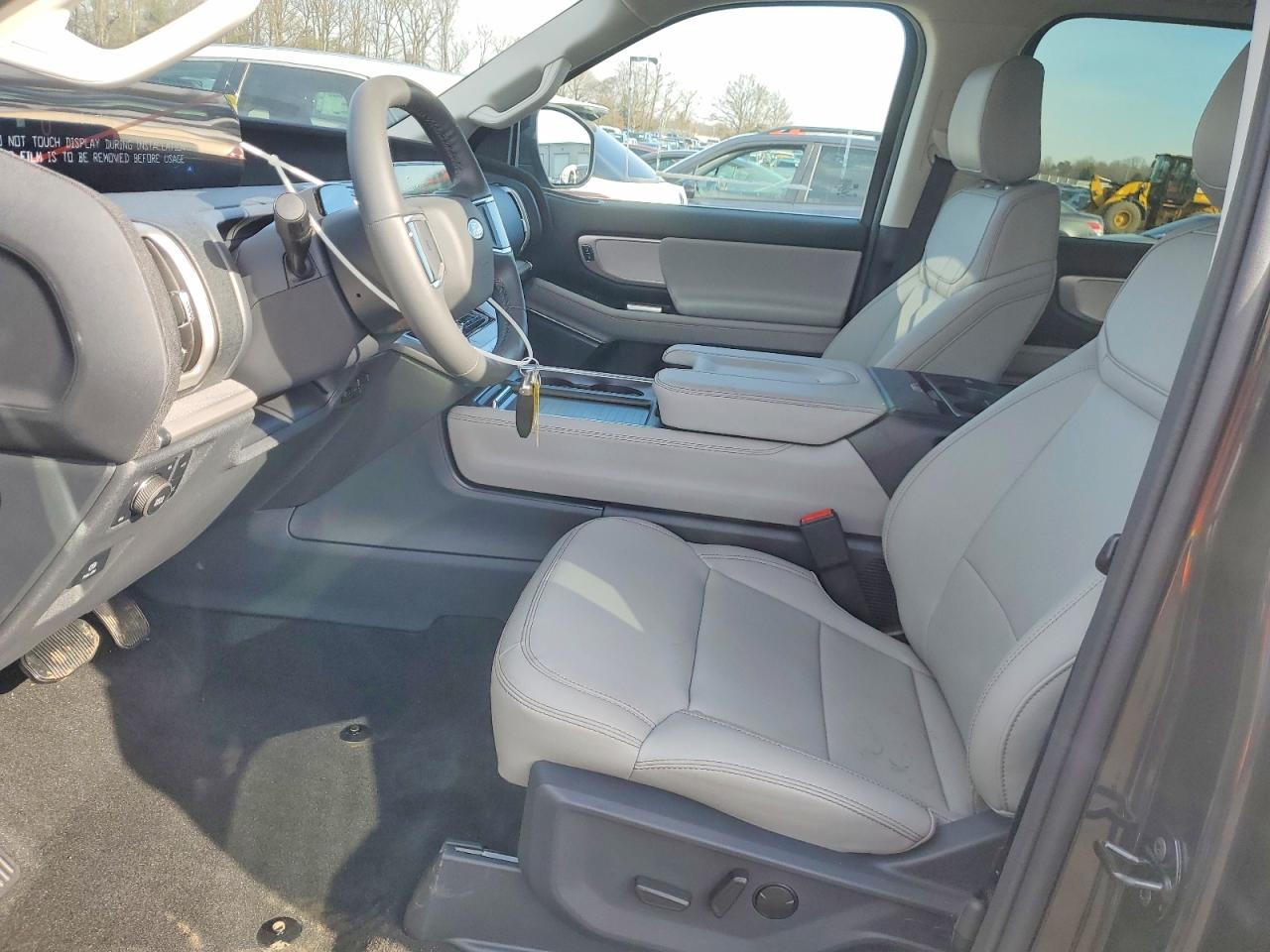 2025 Ford Expedition VIN 1FMJK1J87SEA53403 photo 7