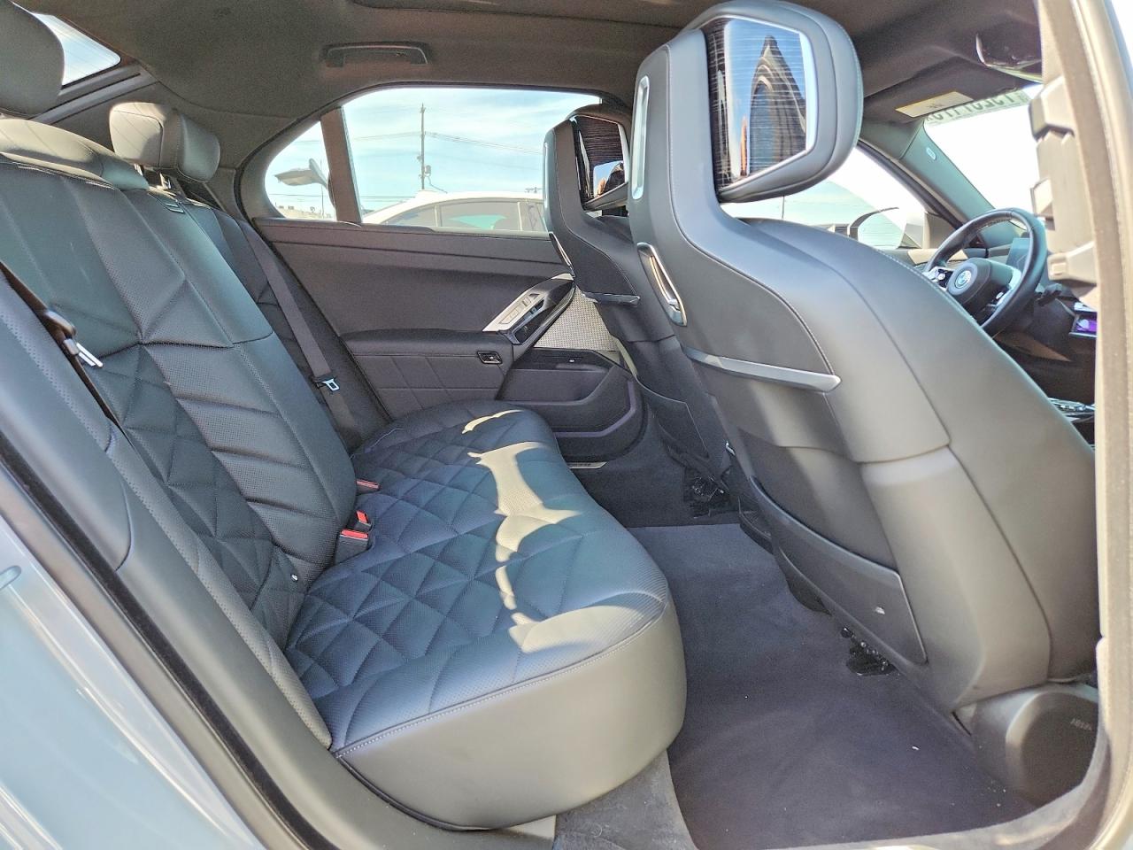 2024 BMW 7 series VIN WBA23EH02RCT01525 photo 10