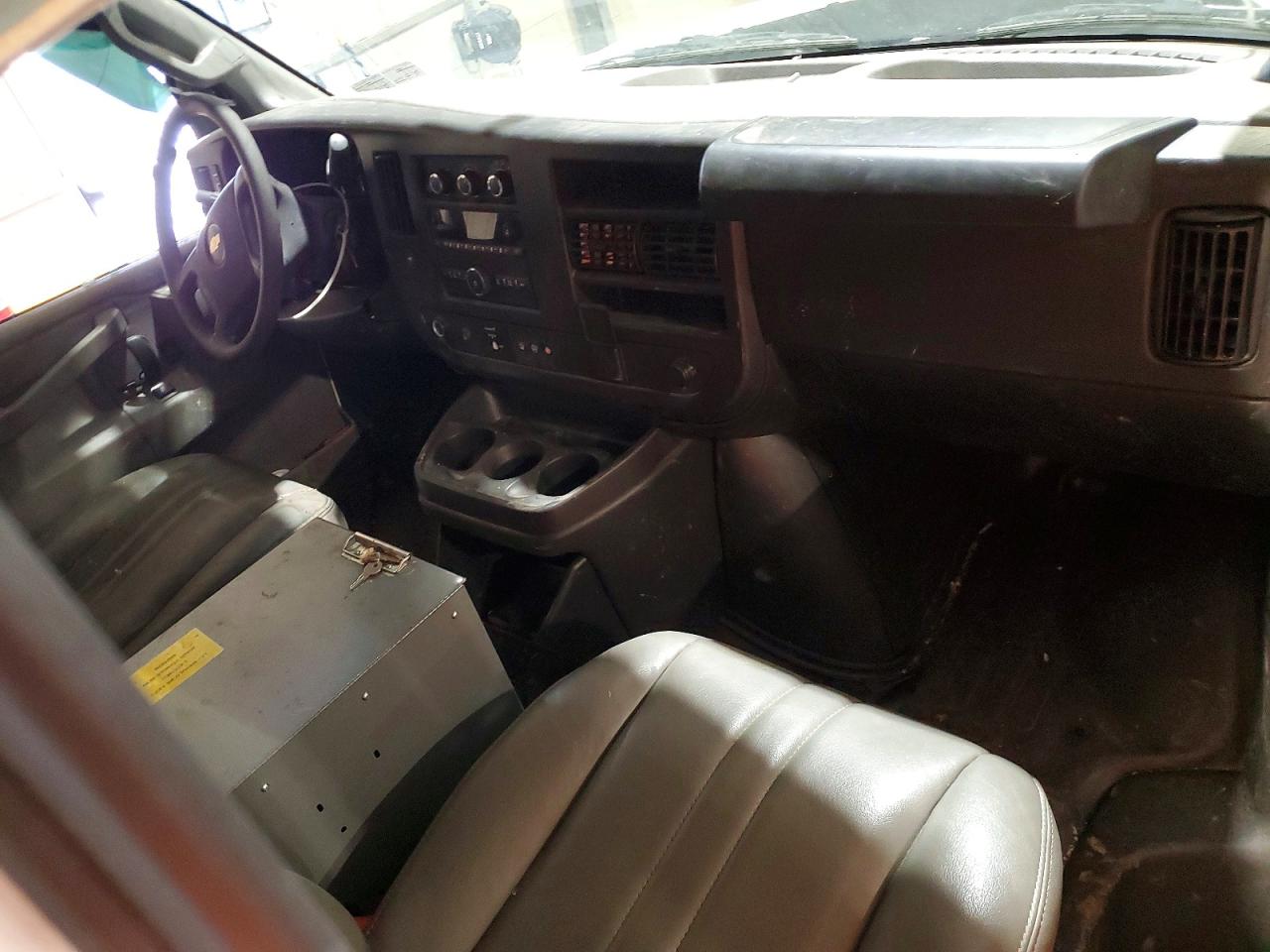 2025 CHEV Express VIN 1GCWGAFP3S1202053 photo 8