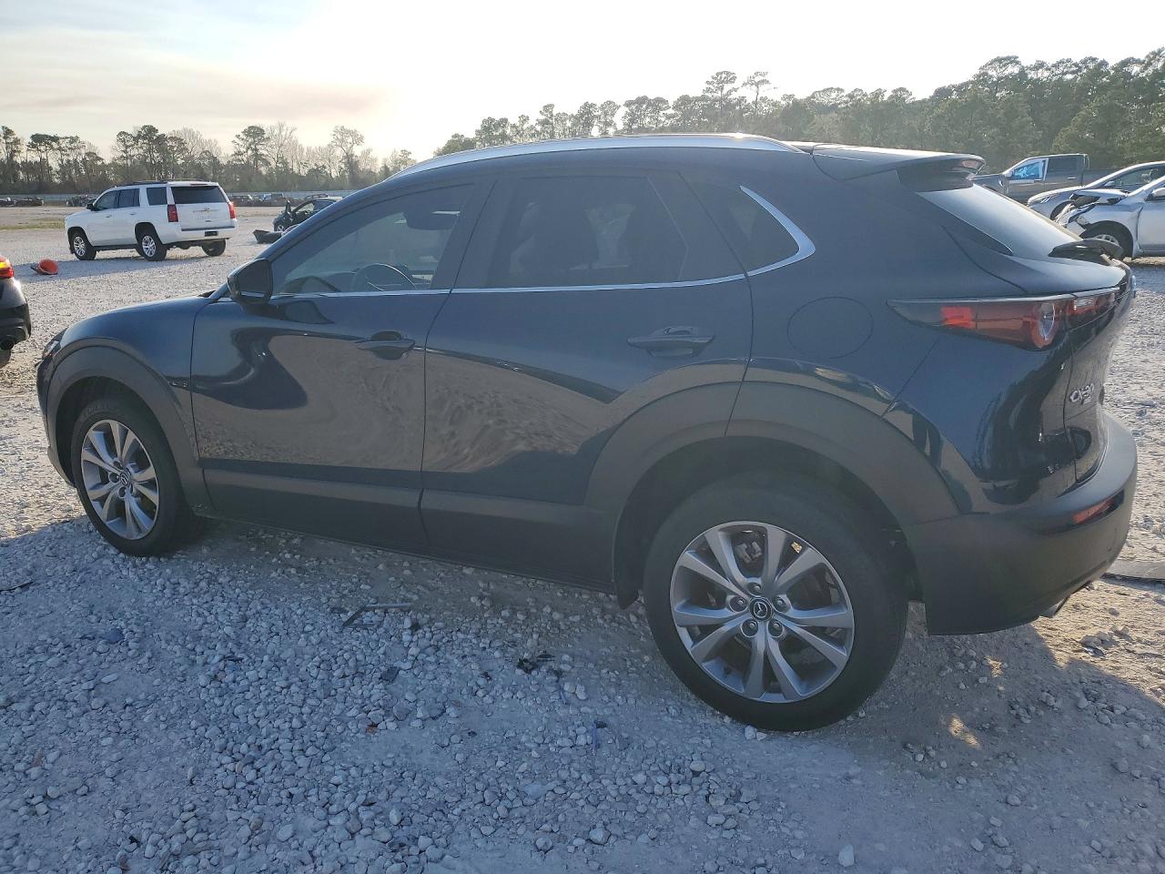 2023 Mazda Cx30 VIN 3MVDMBCM9PM550349 photo 2