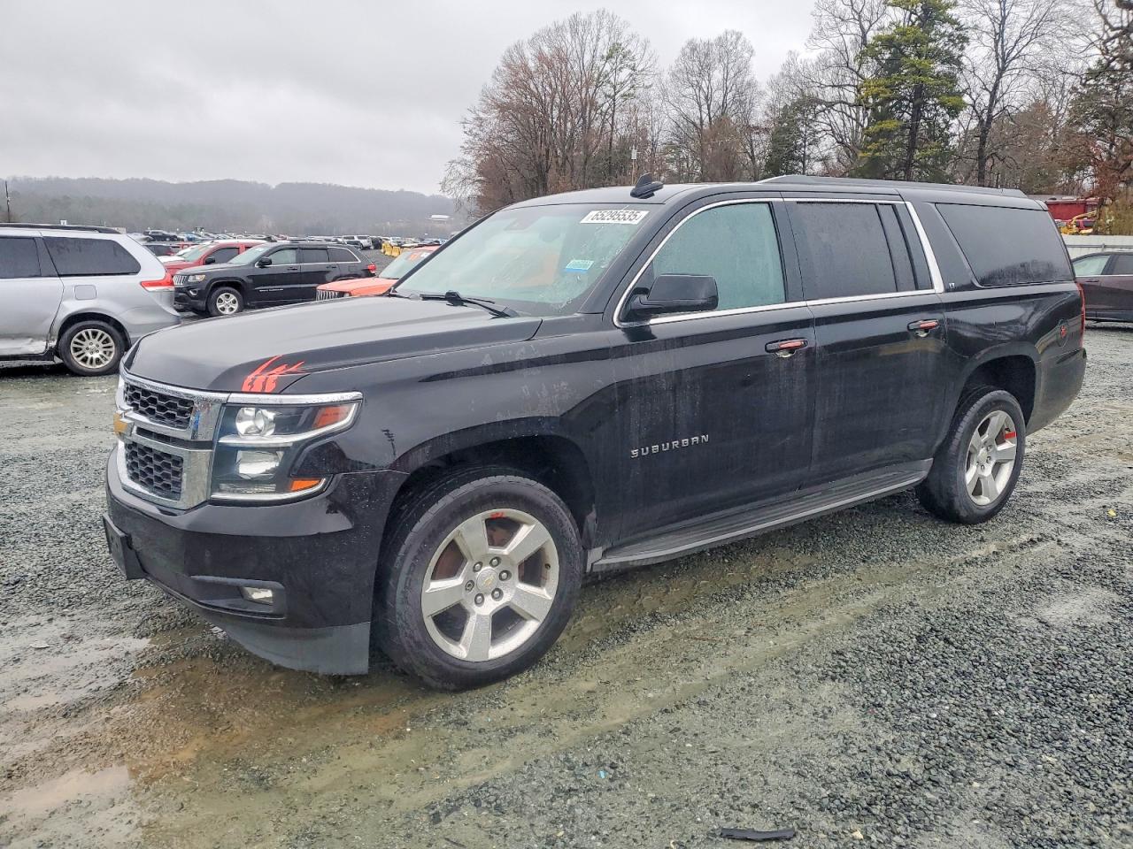 2016 CHEV Suburban VIN 1GNSKHKC0GR146145 photo 2