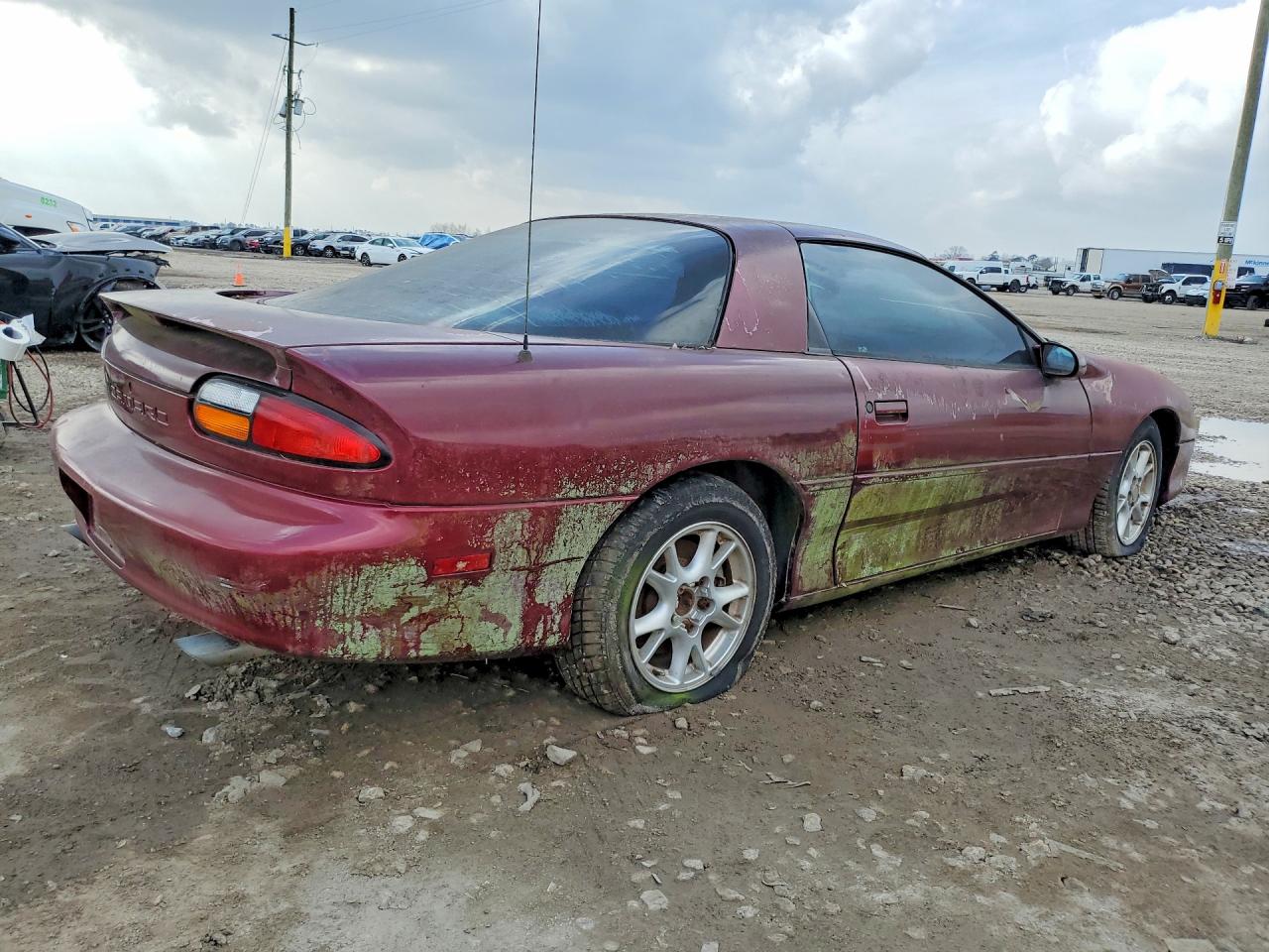 2002 CHEV Camaro VIN 2G1FP22K122107388 photo 3