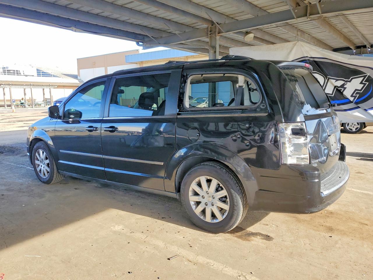 2010 Chrysler Minivan VIN 2A4RR8DX6AR376917 photo 2